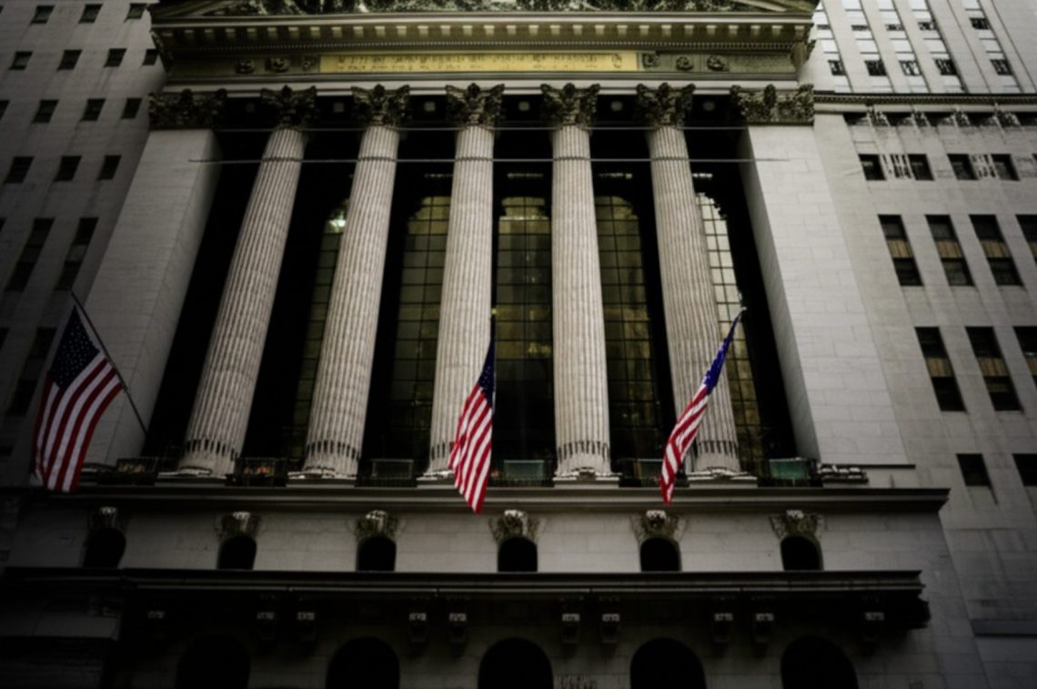 Banteng Paling Gigih di Wall Street: Apakah "Ramalan Pasar Banteng 2035" Tom Lee adalah Wawasan Jenius atau Fantasi Penuh Harapan?