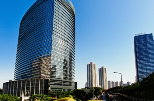 Dari Biaya Pengiriman 3 Dolar hingga Biaya Kripto 48 Dolar: Ketika Serpihan Digital Menjelma Menjadi Keajaiban Dua Juta, Bagaimana Seharusnya Kita Memandang "Keberuntungan" dalam Hidup?